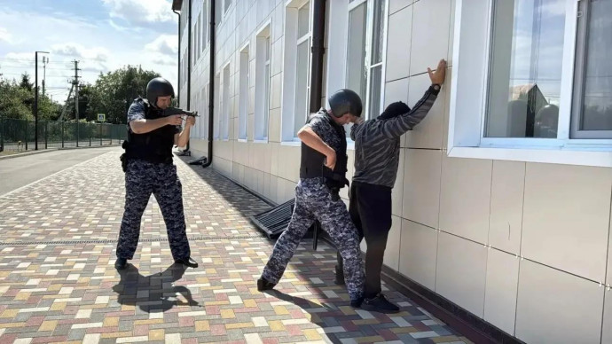 ​В Михайловске на базе МБОУ &laquo;СОШ № 22&raquo; прошли ежегодные всероссийские учения по отработке действий при угрозе террористического акта