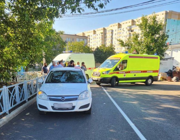Два ребёнка-пешехода получили травмы в автоаварии в Михайловске Два ребёнка-пешехода получили травмы в автоаварии в Михайловске