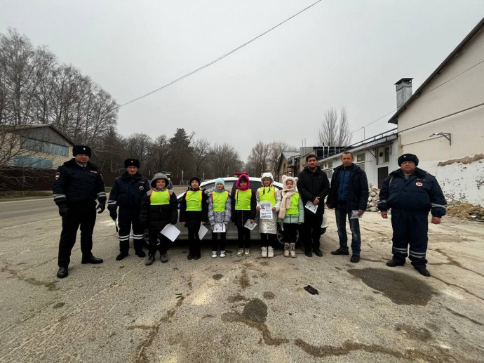 Акция «Безопасную дорогу- юному пешеходу!» Акция «Безопасную дорогу- юному пешеходу!»
